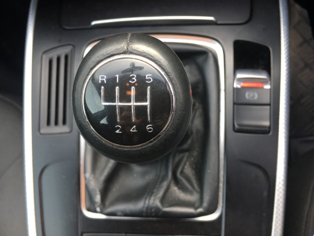 Nuca si Manson Piele Audi A4 B8 2008 - 2013