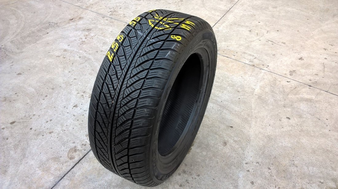 O anvelopa de iarna 255 55 18 goodyear ultragrip run flat