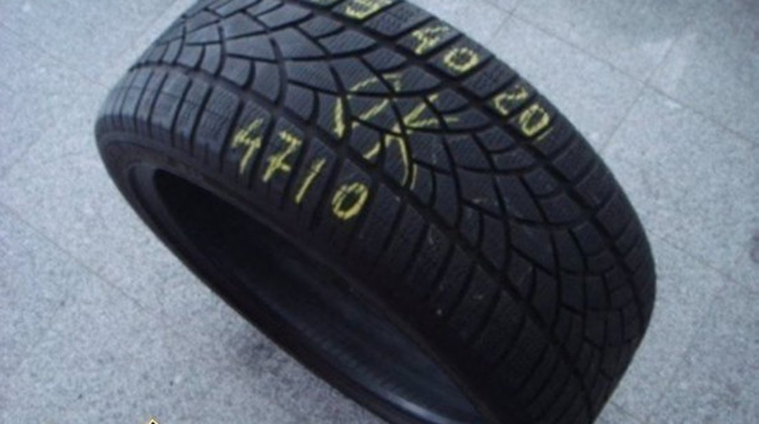 O Anvelopa De Iarna 275 40 20 Dunlop Winter 3d