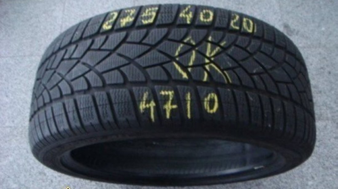 O Anvelopa De Iarna 275 40 20 Dunlop Winter 3d