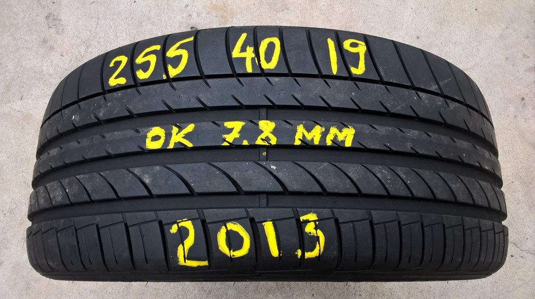 O anvelopa de vara 255 40 19 dunlop sp Quattromaxx