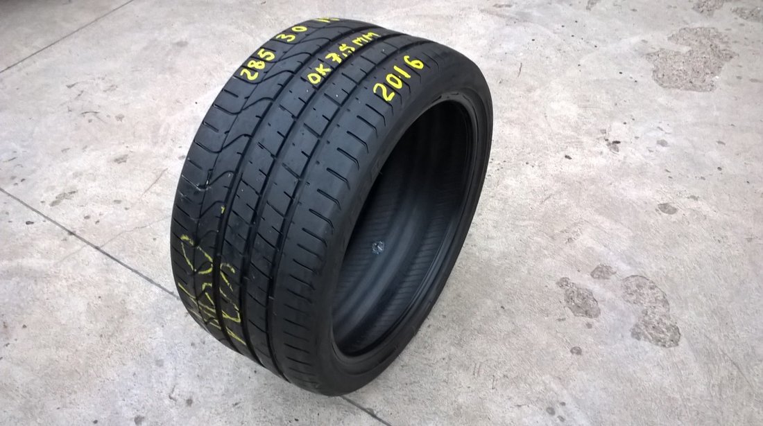 O anvelopa de vara 285 30 19 pirelli p zero 92 y dot 2016