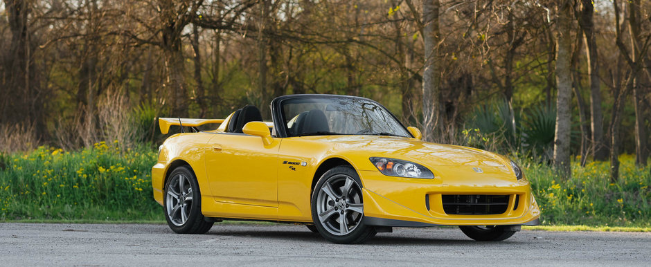 O Honda careia cu greu ii poti rezista. Cu cat se vinde acum un S2000 CR cu 2047 de km la bord O Honda careia cu greu ii poti rezista. Cu cat se vinde acum un S2000 CR cu 2047 de km la bord
