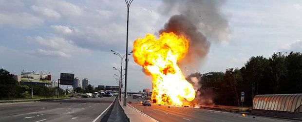 O masina plina cu butelii explodeaza pe autostrada in Rusia