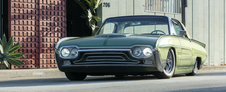 O sa uiti de orice masina noua dupa ce vei vedea cum arata acest Ford Thunderbird de la inceputul anilor '60. Galerie foto completa
