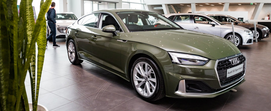 O sa uiti de orice Seria 4 dupa ce vei vedea cum arata acest Audi A5 finisat in nuanta District Green. FOTO ca sa te convingi si singur O sa uiti de orice Seria 4 dupa ce vei vedea cum arata acest Audi A5 finisat in nuanta District Green. FOTO ca sa te convingi si singur