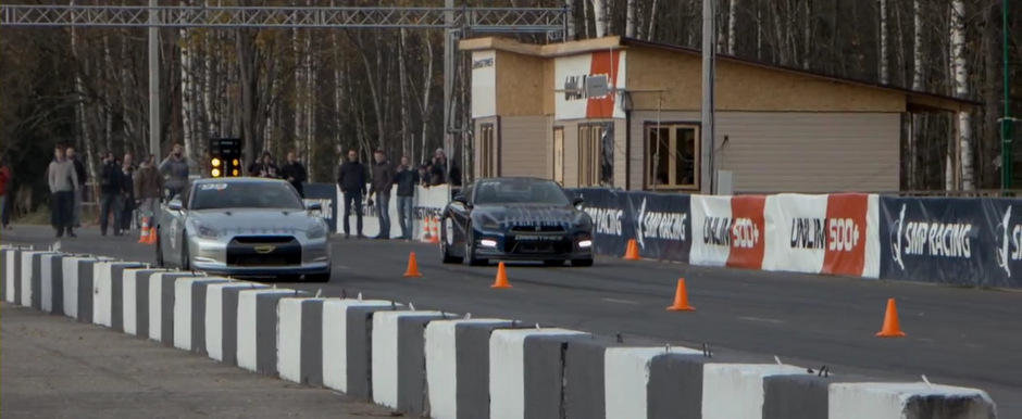 O singura zi, doua recorduri mondiale. Nissan GT-R face legea la UNLIM 500+ O singura zi, doua recorduri mondiale. Nissan GT-R face legea la UNLIM 500+