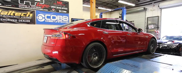 O Tesla Model S le-a dat acestor americani dyno-ul peste cap