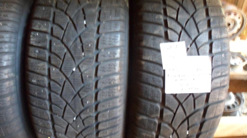 Ocazie 2 anvelope de iarna marimea 225 55 R16 la doar 125 Lei Bucata