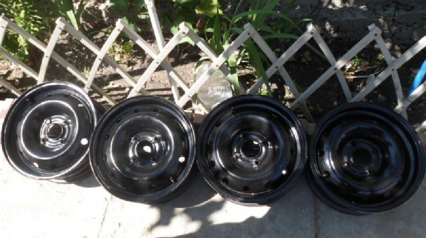 Ocaziee set de 4 jante de tabla pe 14 cu 4 gaurii 4x108 originale de peugeot 206 la doar 75 ron bucataa
