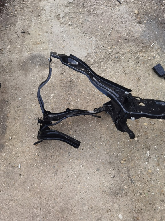 Ochelar trager far dreapta Mercedes w212 an 2009-2012
