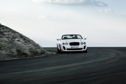 Oficial: Bentley Continental Supersports renunta la acoperis Oficial: Bentley Continental Supersports renunta la acoperis