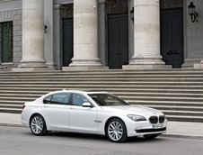 Oficial: BMW dezvaluie noile 760i şi 760Li