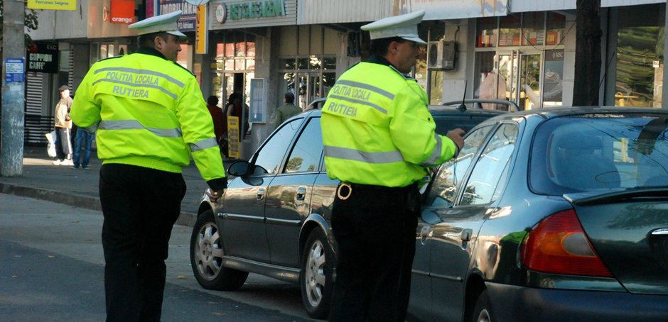 Oficial, Politia Locala NU te mai poate amenda daca parchezi masina aiurea