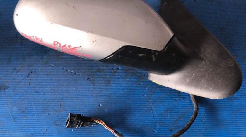 Oglinda dreapta 9 pini pentru piese seat leon