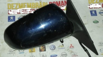 Oglinda dreapta audi a3 8P motor 2.0tdi bkd