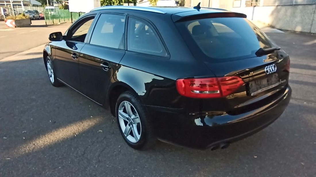 Oglinda dreapta Audi A4 B8 2.0 TDI 2009 2010 2011 2012 2013