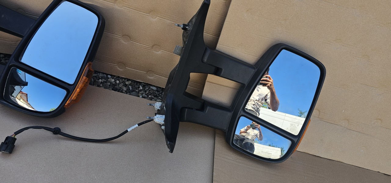 Oglinda dreapta brat lung Ford Transit sasiu 2014 2015 2016 2017 2018 2019