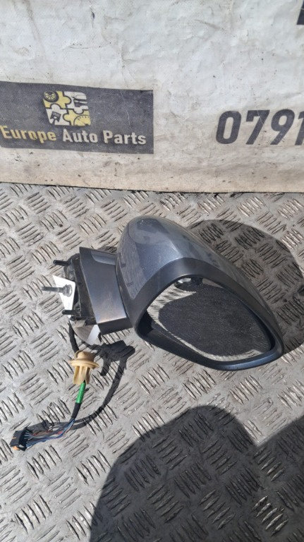 Oglinda dreapta Citroen C4 an 2013