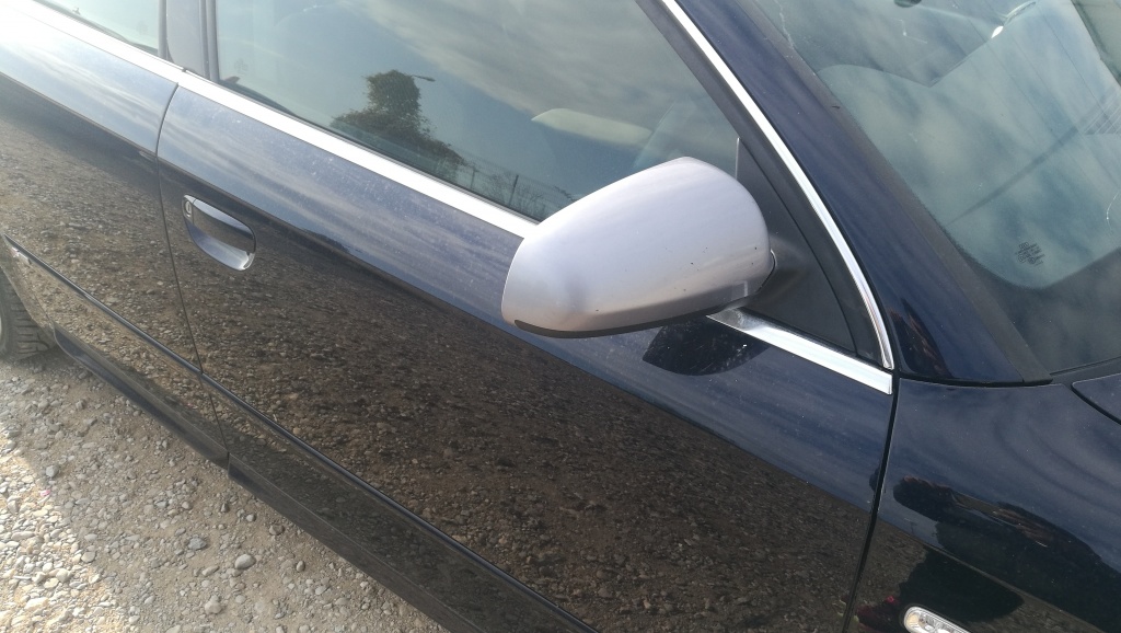 Oglinda dreapta completa Audi A4 B7