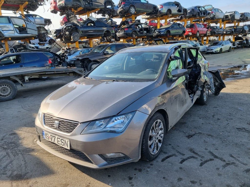 Oglinda dreapta completa Seat Leon 3 2015 break 1.6 tdi