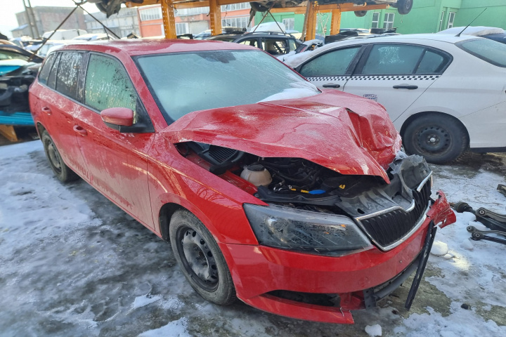Oglinda dreapta completa Skoda Fabia 3 2018 BREAK 1.4