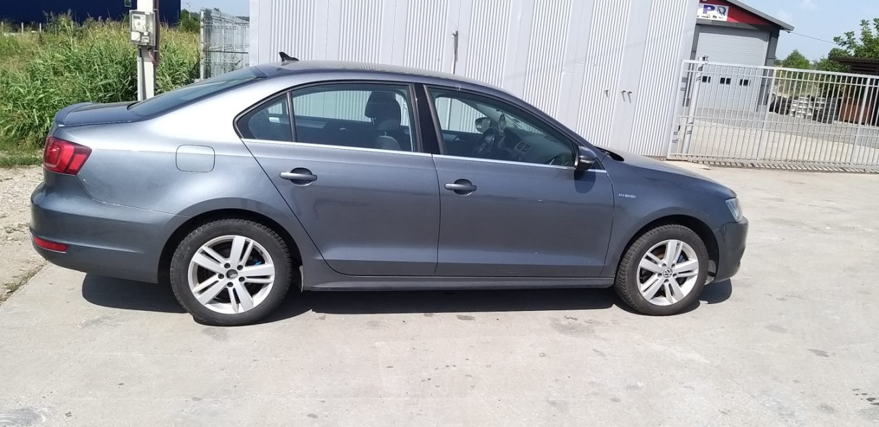 Oglinda dreapta completa, Volkswagen Jetta 2014 Sedan 1.4 TSI CRJA Hybrid