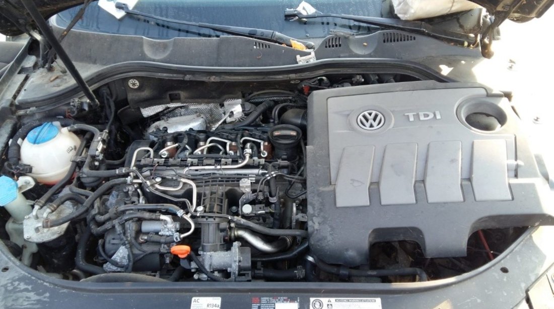 Oglinda dreapta completa Volkswagen Passat B7 2012 COMBI 1.6 TDI
