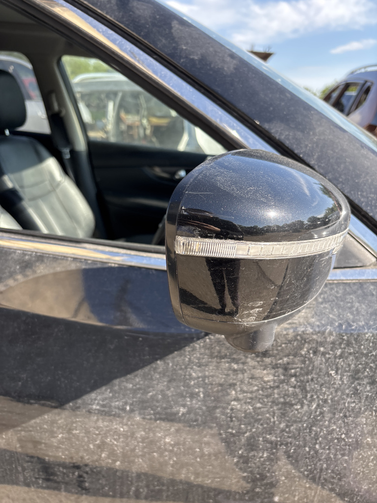 Oglinda dreapta cu rabatare electrica si camera Nissan X-Trail 1.6 Motorina 2016, -