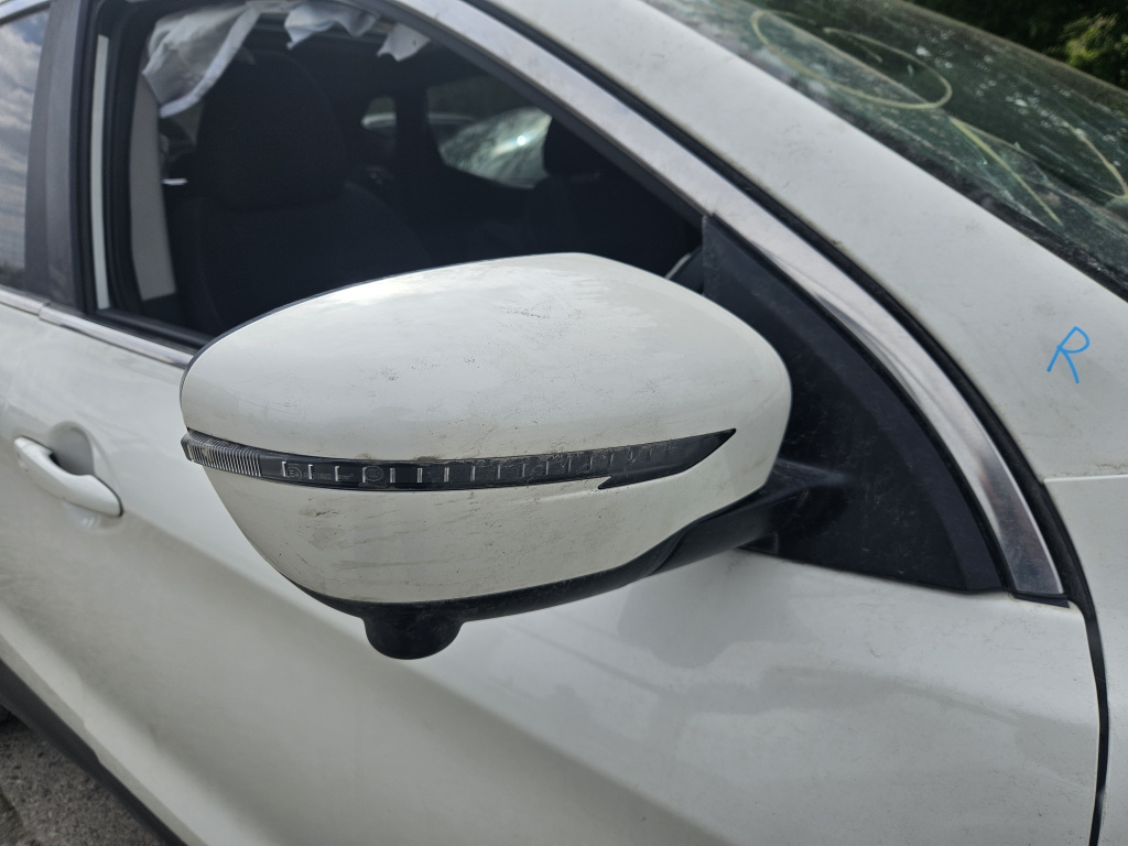 Oglinda dreapta cu rabatare electrica si camera Nissan Qashqai 2017, 13 PINI