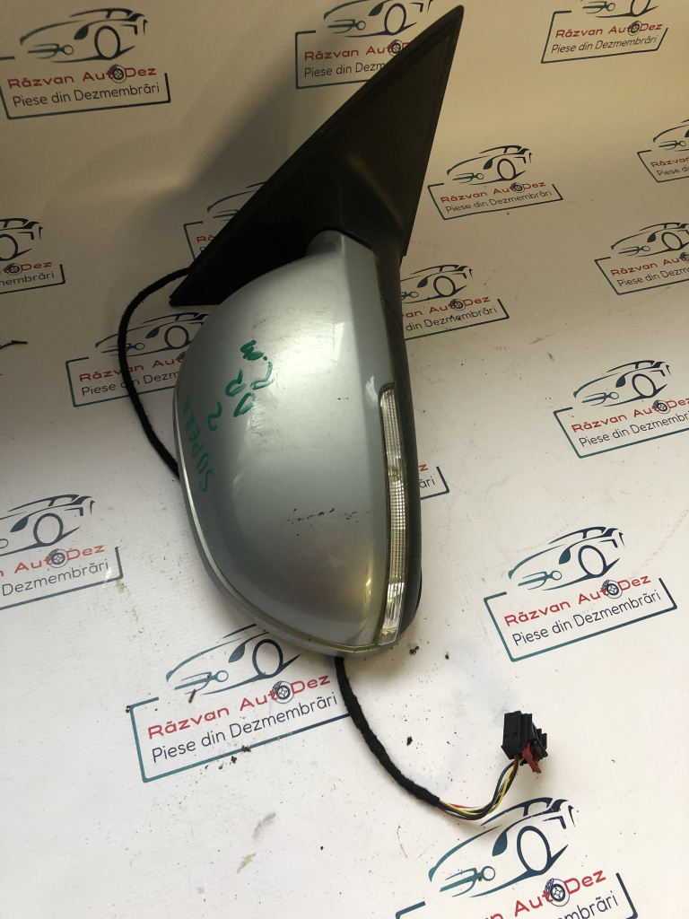 Oglinda dreapta cu rabatre manuala si reglaj electric Skoda Superb 2 2012, 6 PINI