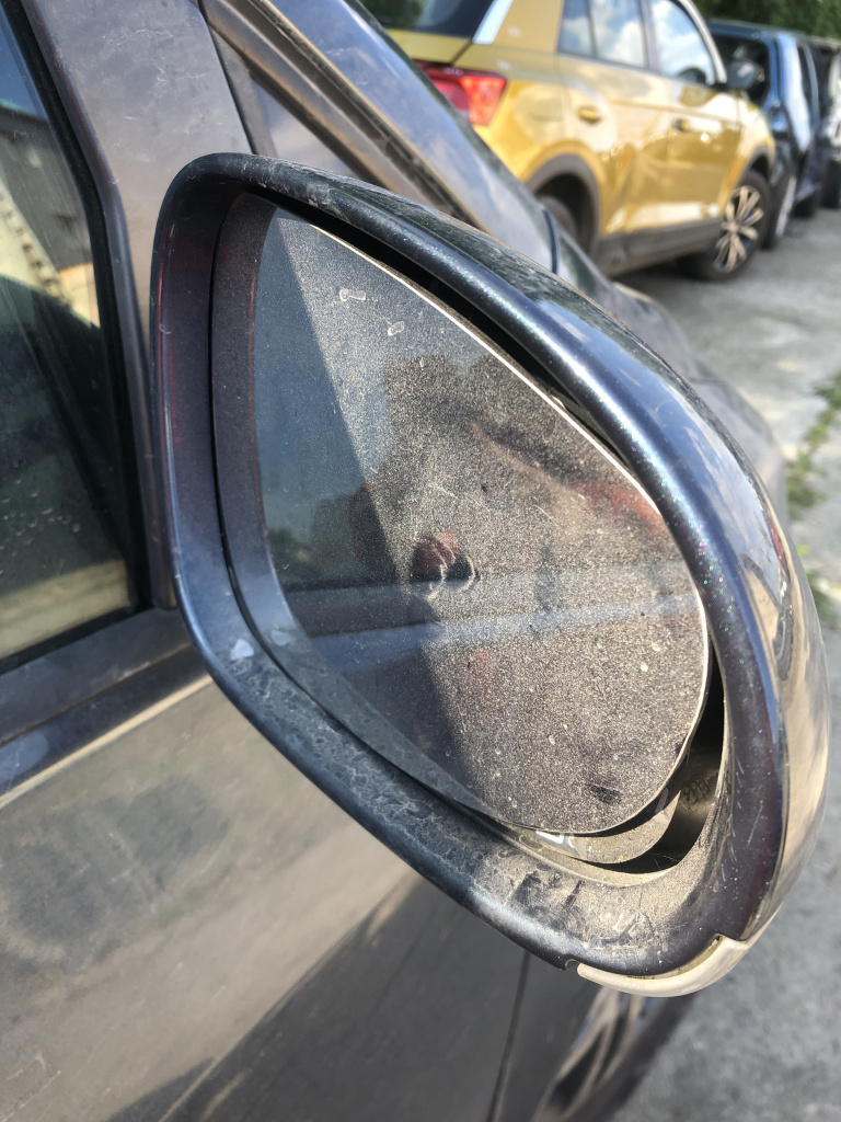 Oglinda dreapta cu rabatre manuala si reglaj electric Volkswagen Golf 6 Plus 1.6 Motorina 2010, CU INCALZIRE