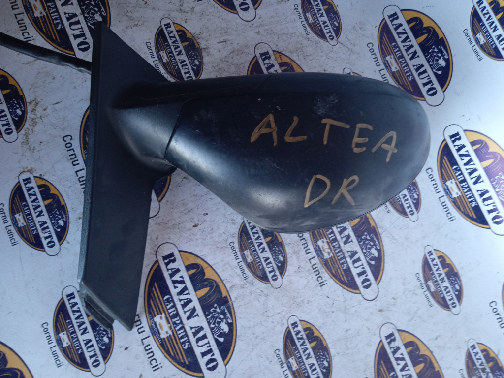 Oglinda dreapta cu rabatre manuala si reglaj electric Seat Altea 2008