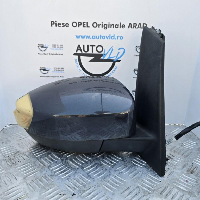 Oglinda dreapta cu semnalizare dinamica 8 pini Ford Grand C-Max 2010->