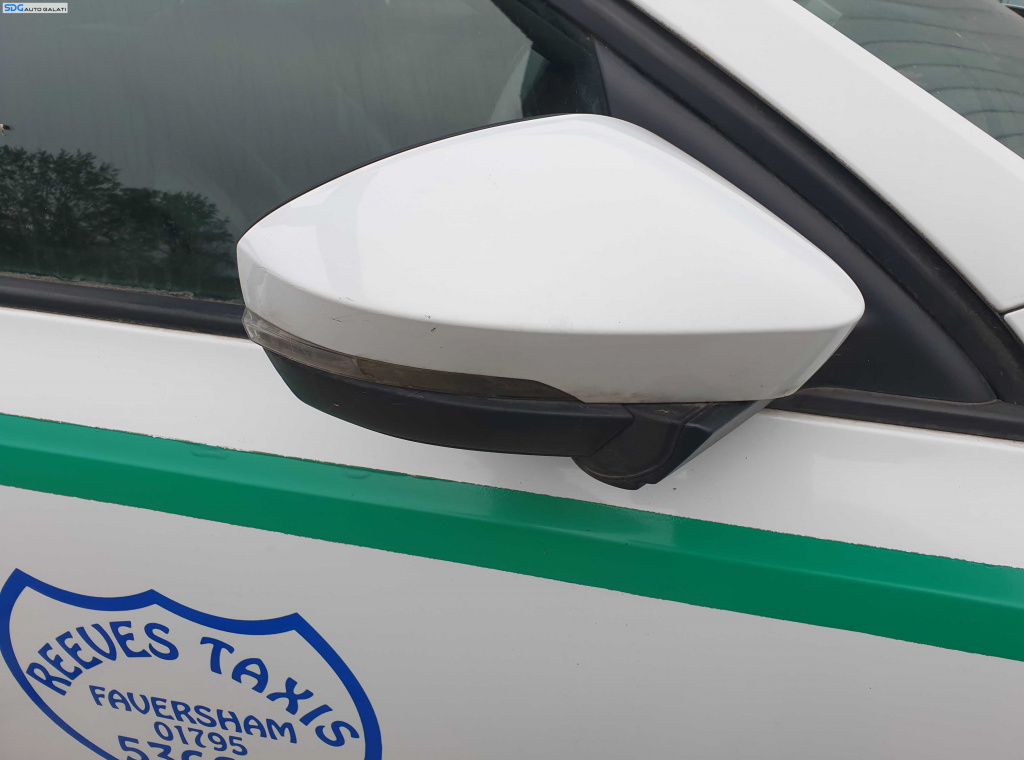 Oglinda Dreapta Electrica Cu Incalzire si Pliere Rabatare Skoda Octavia 3 FL Facelift 2013 - 2020 Culoare LS9R [K4812]