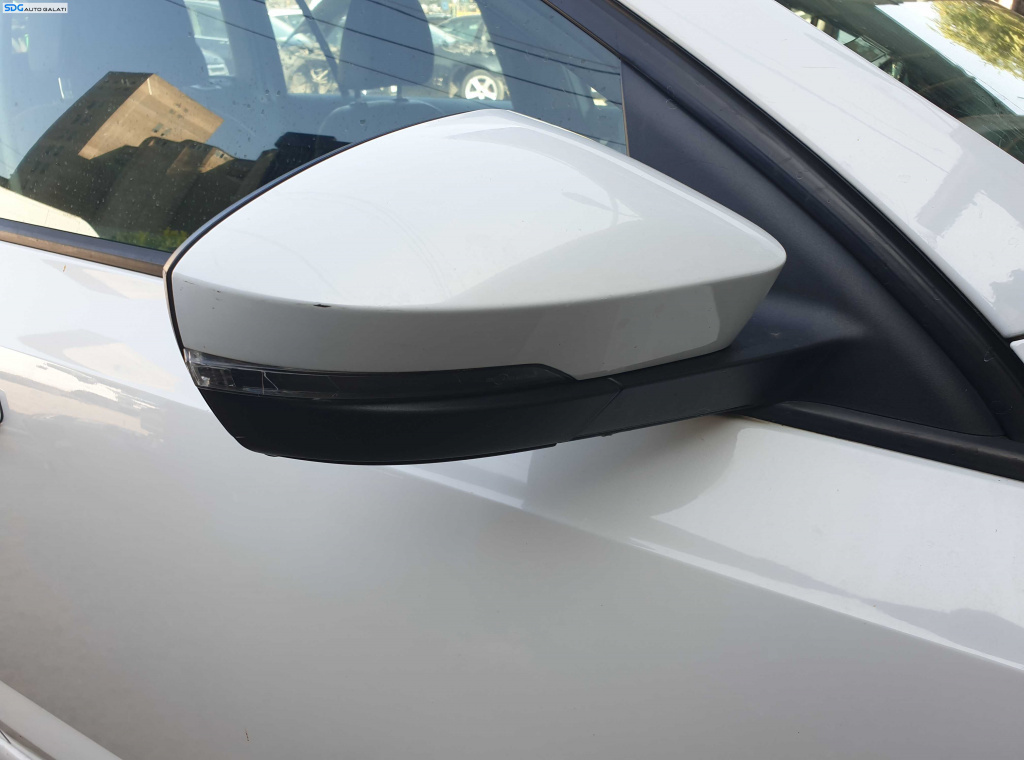Oglinda Dreapta Electrica Cu Incalzire si Pliere Rabatare Skoda Octavia 3 NFL Non Facelift 2013 - 2017 Culoare LS9R [K5834]