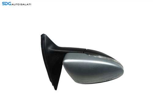 Oglinda Dreapta Electrica cu Lumini Ambientala Volkswagen Passat B7 2010 - 2015 Cod 3C0857934A Culoa...
