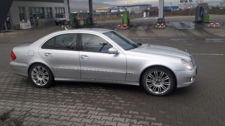 Oglinda dreapta fata Mercedes E220 cdi w211 an 2007 facelift