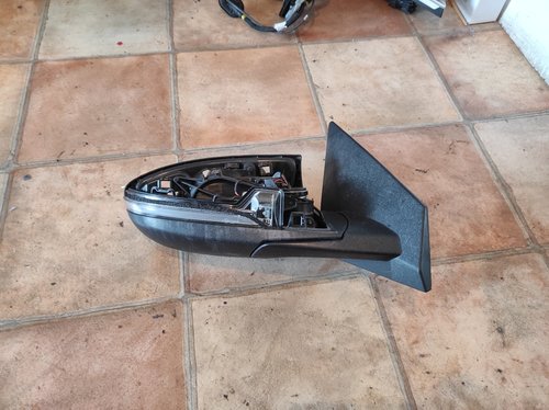 Oglinda dreapta HYUNDAI BAYON I20 III (2021-2024) cu 6 pini cod 30182091 87627–Q0070