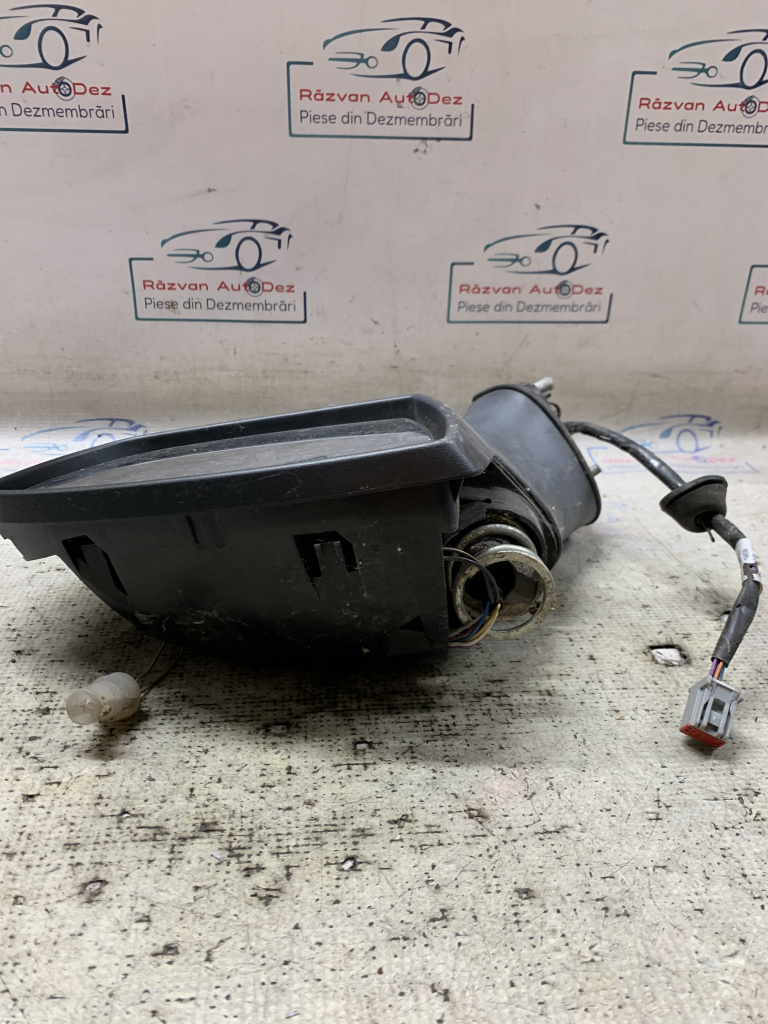 Oglinda dreapta incompletă Ford Kuga 2.0 Motorina 2008, 7 PINI