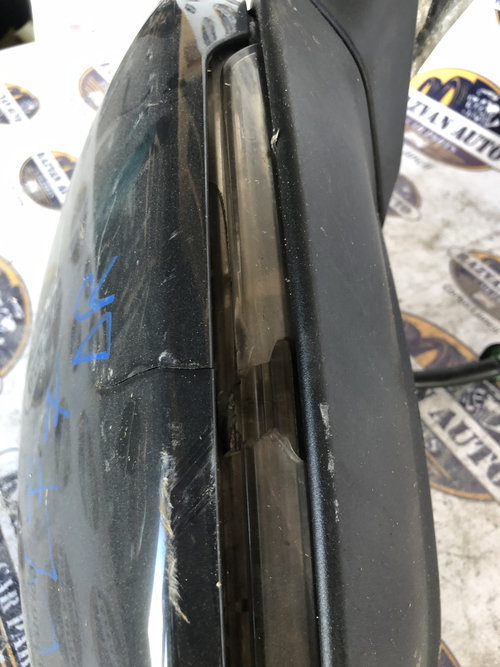 Oglinda dreapta incompleta Volkswagen Golf 7