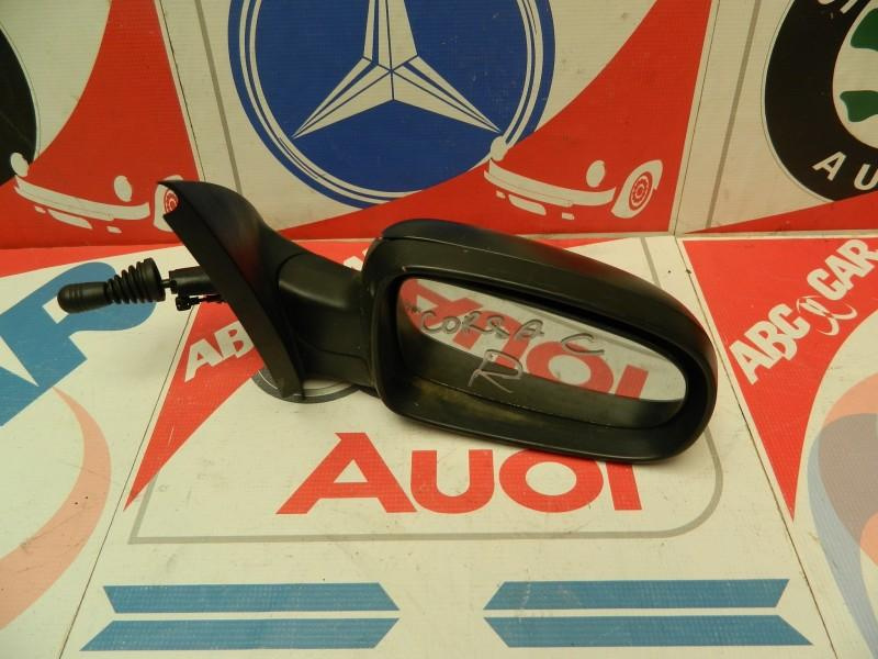 Oglinda dreapta manuala Opel Corsa C 2000-2006