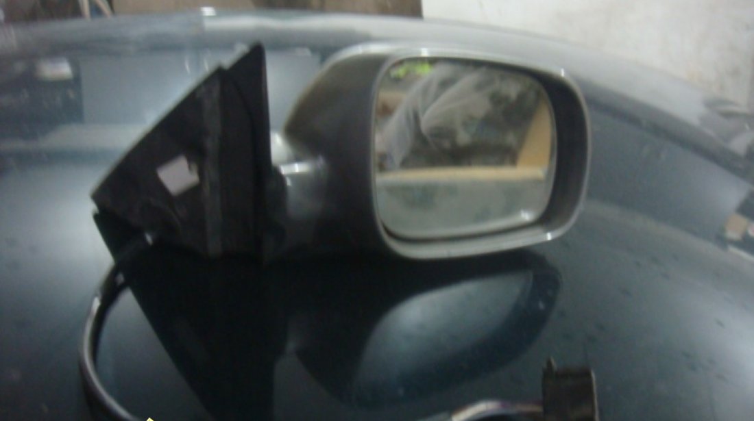 Oglinda dreapta mica VW Passat 2002 2005 ORGINALA COMPLETA