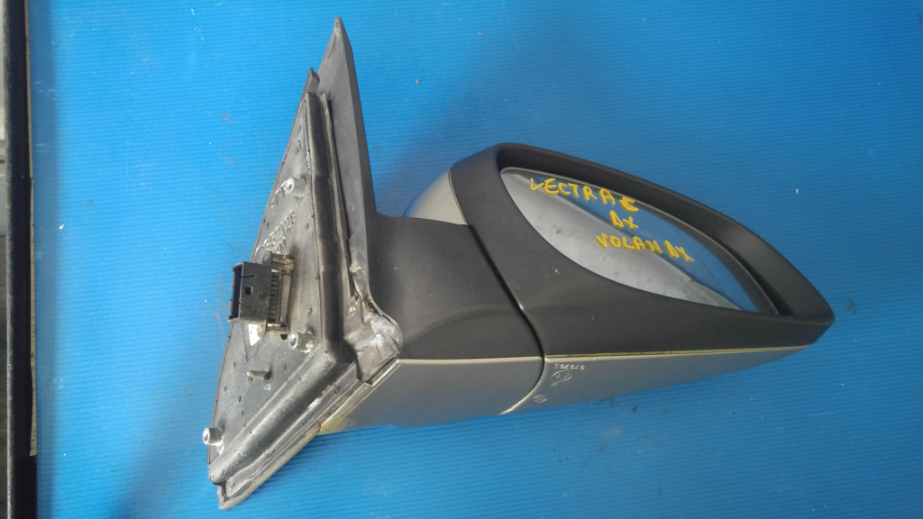 Oglinda dreapta opel vectra c volan dreapta pentru piese 5 pini e1010705