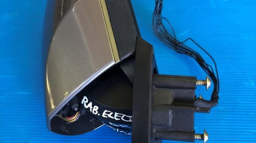 Oglinda dreapta rabatare electrica Mercedes B Class w245 2006