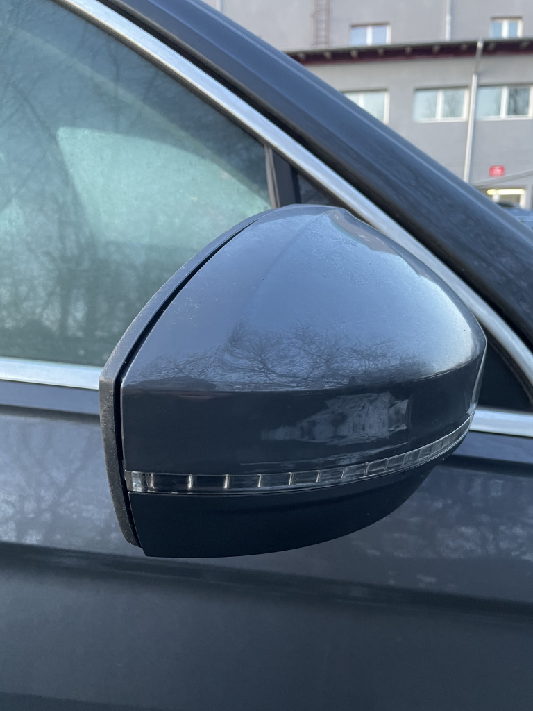 Oglinda Dreapta rabatare electrica Volkswagen Tiguan 2.0 Motorina 2018, 9 PINI