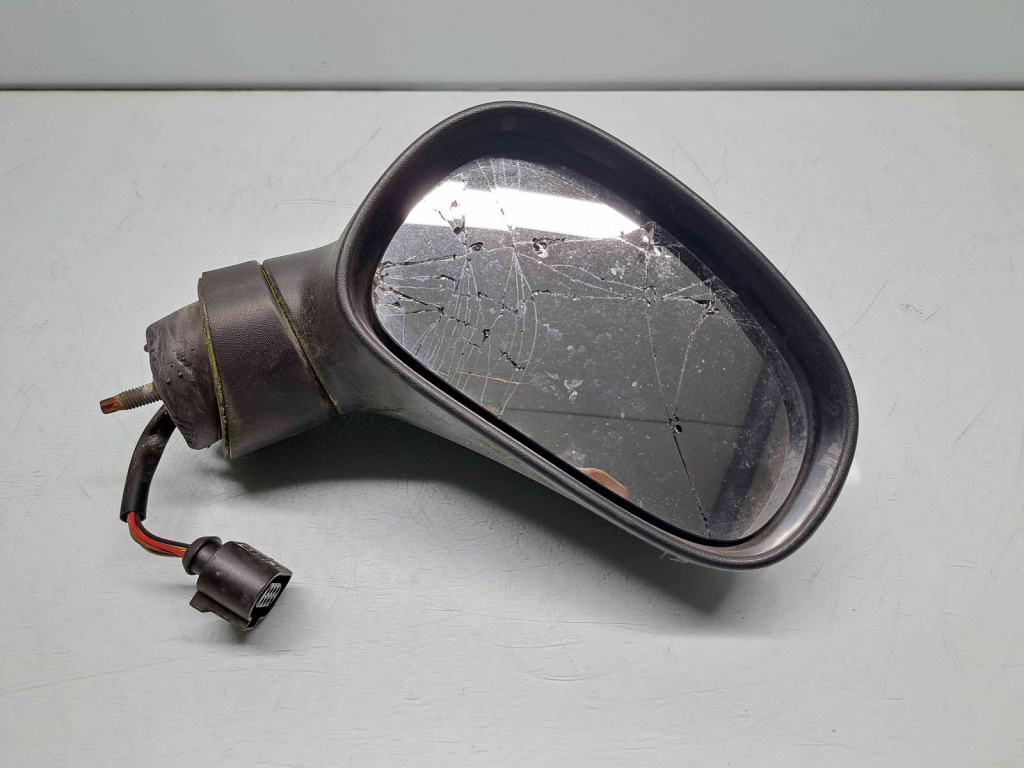 Oglinda dreapta Seat Leon (1P1) FR [Fabr 2005-2011] LB9A