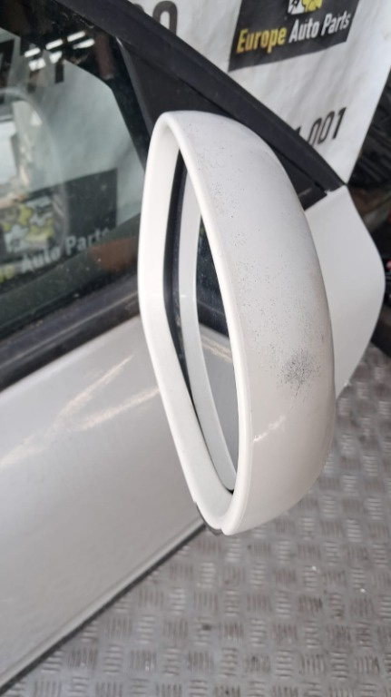 Oglinda dreapta Skoda Superb 1.9 TDI an fabricatie 2008