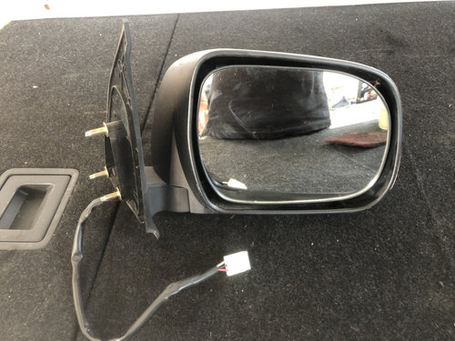 Oglinda dreapta Toyota Hilux 2.5 D4D 4x4 Manual sedan 2007 (cod intern: 233366)