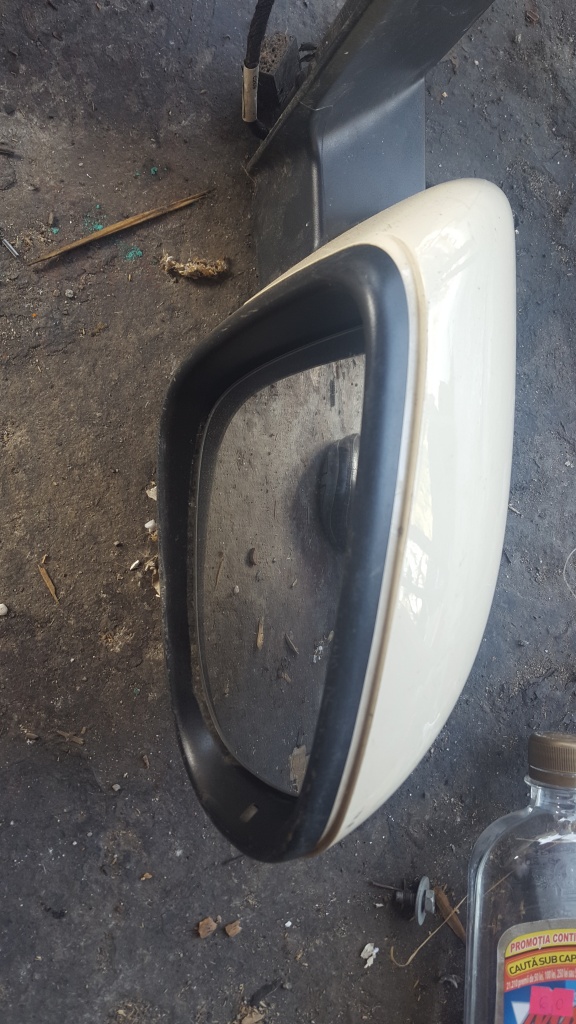 Oglinda Dreapta VW Touran 2011 Modelul Nou